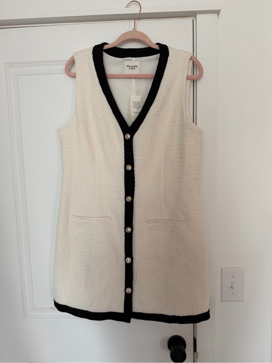 Abercrombie & Fitch Dresses & Skirts - Abercrombie & Fitch Cream Sleeveless Button-Front Dress with Black Trim